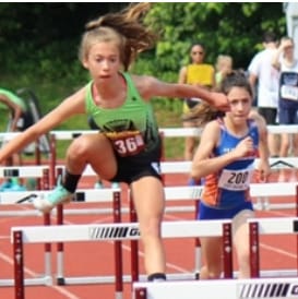 Προαγωνιστικό κορίτσι εμπόδια